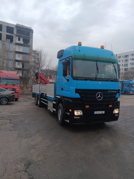 Vand MercedesActros camion macara